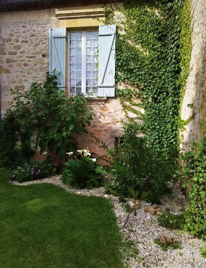 Rue Du Chateau Lalinde Εξωτερικό φωτογραφία